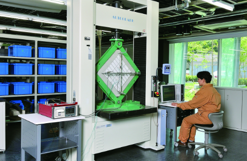 吉本 オンラインカジノ 芸人例