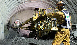 愛知県と静岡県の県境をまたぐ佐久間第1トンネル（延長約3.5km）のうち約1.6kmをオンライン カジノ ルール